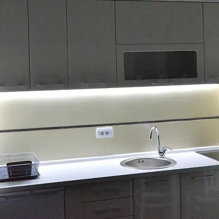 Hills Zeus Apartment *